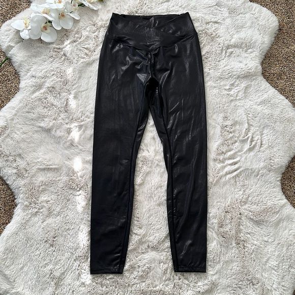 HALARA Pants - Halara Leggings Black Size L